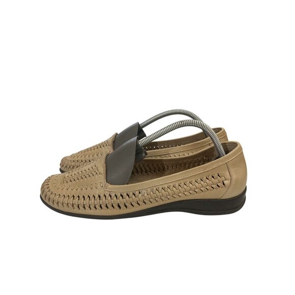 Covington Women's Size 8 Beige Leather Woven Slip-On  Loafers Casual Shoes - Picture 3 of 8